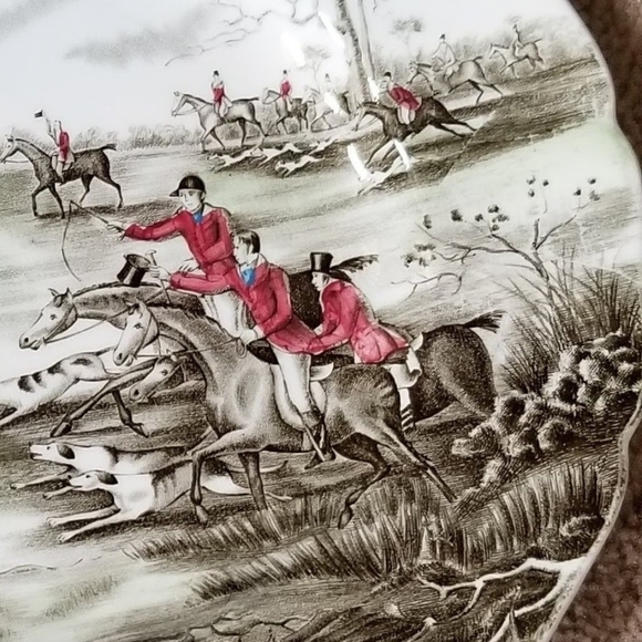 Tally Ho by JOHNSON BROTHERS "VIEW HALOO” Plate - Picture 7 of 8